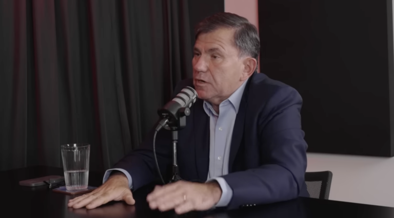 «Me siento más republicano que todos los republicanos juntos»: Enrique Bassaletti, el general que quiere llegar al Congreso