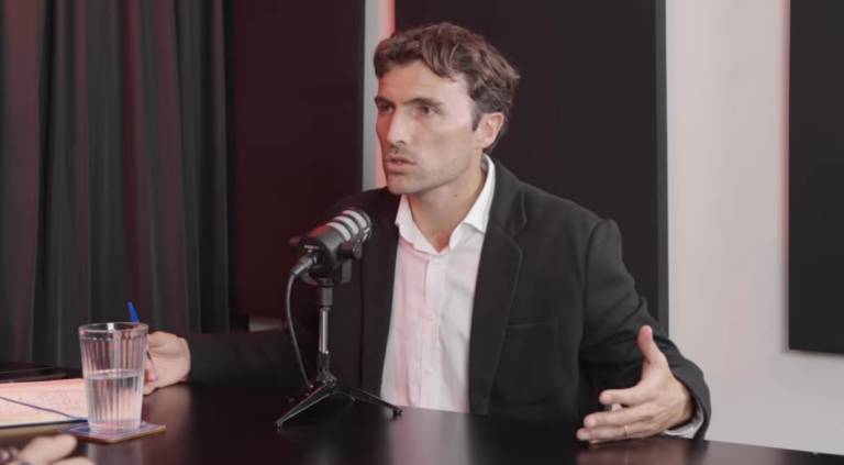 «La gente quiere orden y plata»: Pablo Mira, el candidato de RN que pone el patio trasero de Santiago en el mapa
